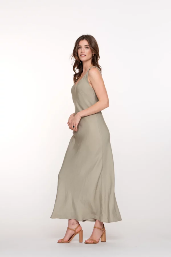 Robe Longue soyeuse – Image 3