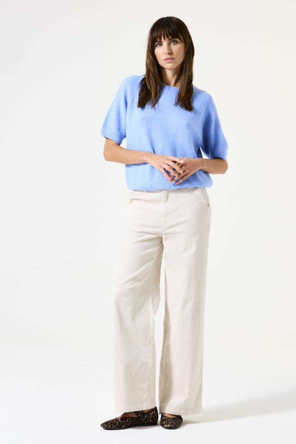 Pantalon en velours côtelé blanc cassé