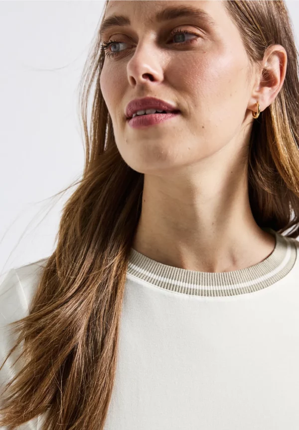 T-shirt avec détail côtelé – Image 2