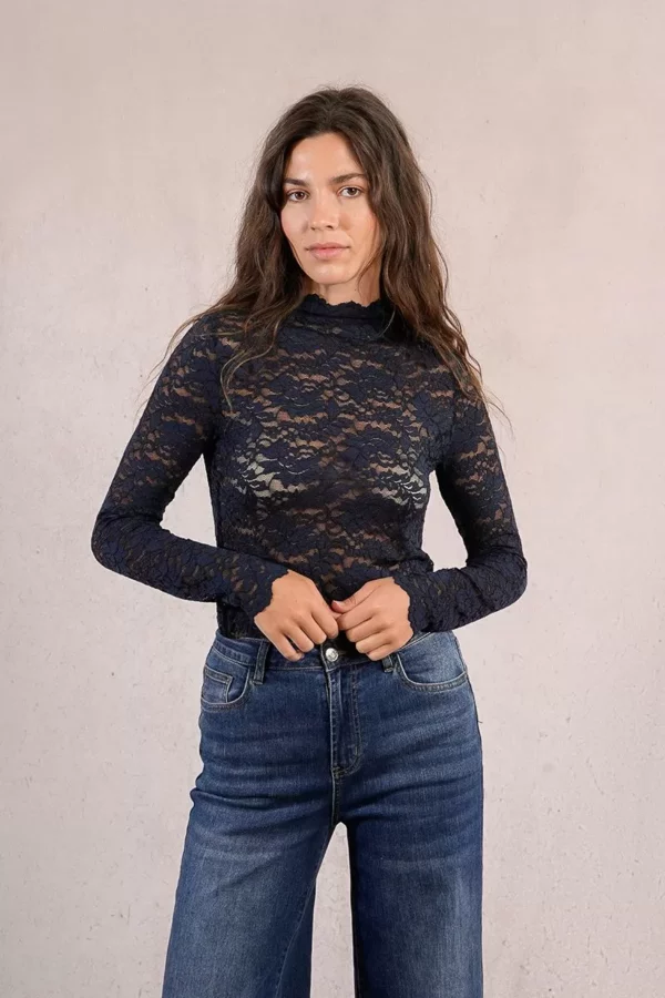 Top en dentelle semi-tansparent – Image 2
