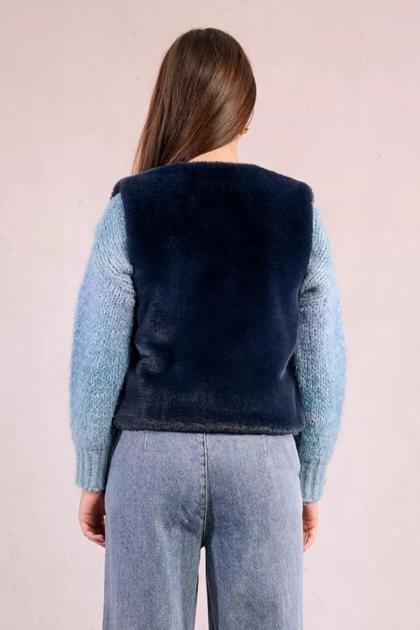 Gilet sans manches en fausse fourrure bleu – Image 3