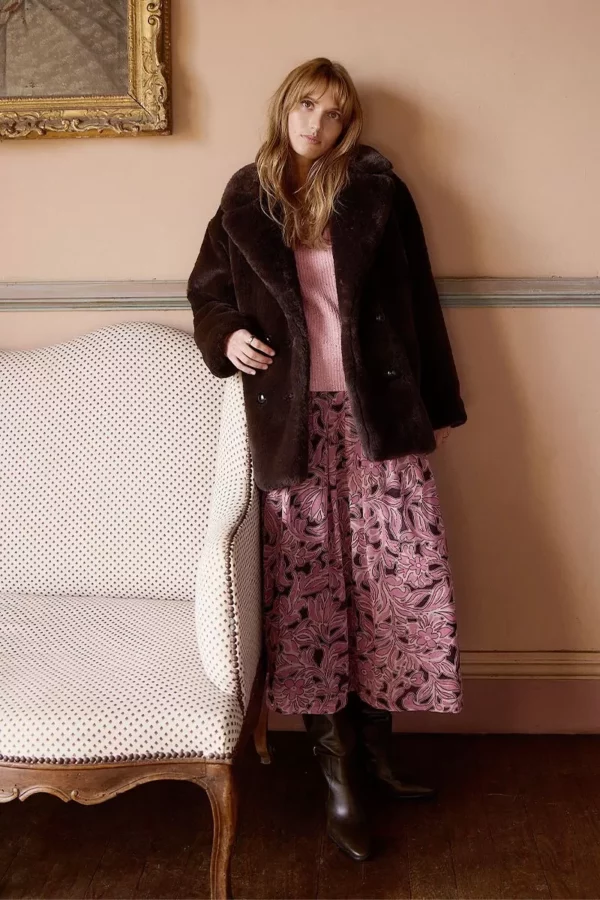 Manteau boutonné, imitation fourrure – Image 4