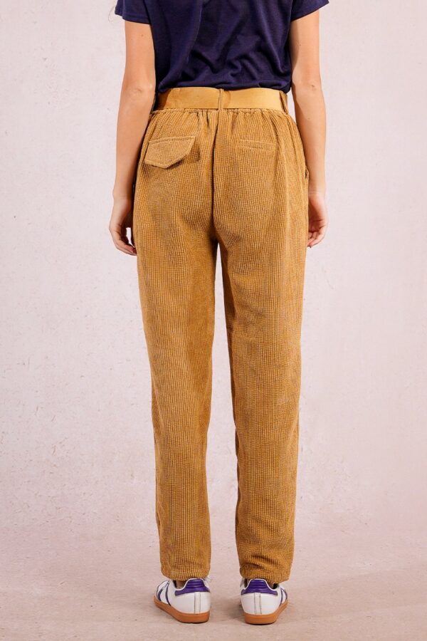 Pantalon ceinturé en velours – Image 3