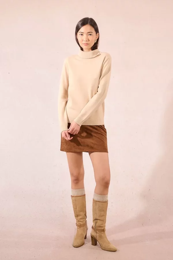 Pull col roulé boutonné – Image 2