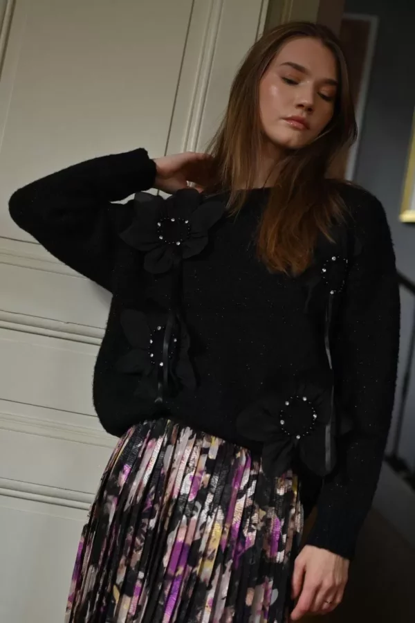 Pull en maille à fleurs en relief – Image 2