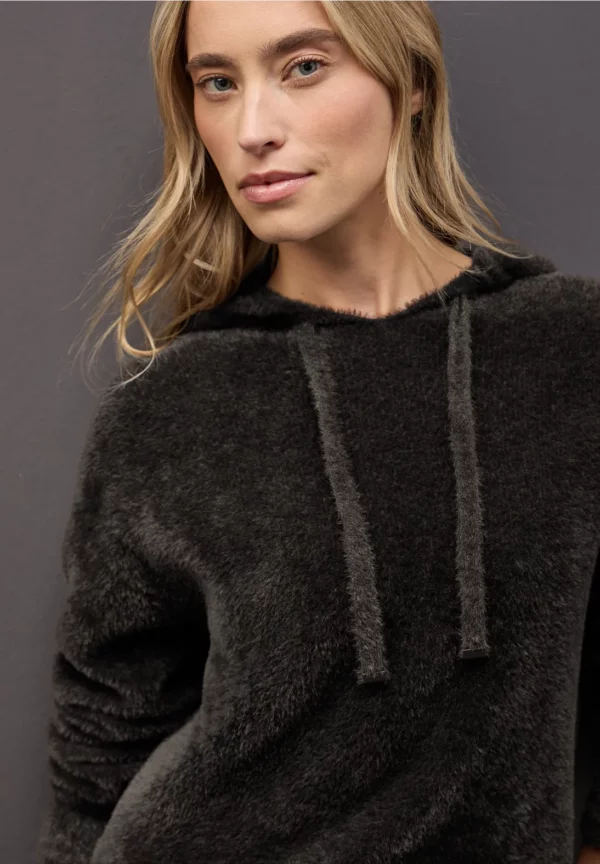 Sweat à capuche douillet – Image 2
