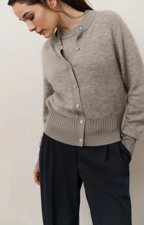 Gilet manches longues avec une double maille côtelée