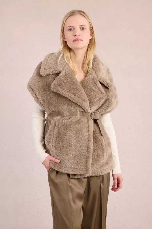 Veste ceinturée effet fourrure