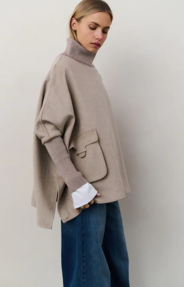 Poncho beige