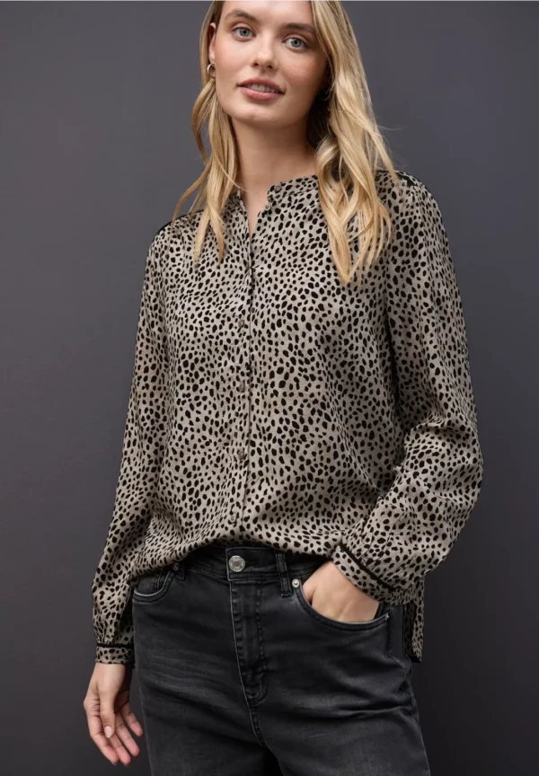 Blouse léopard avec détails en bande