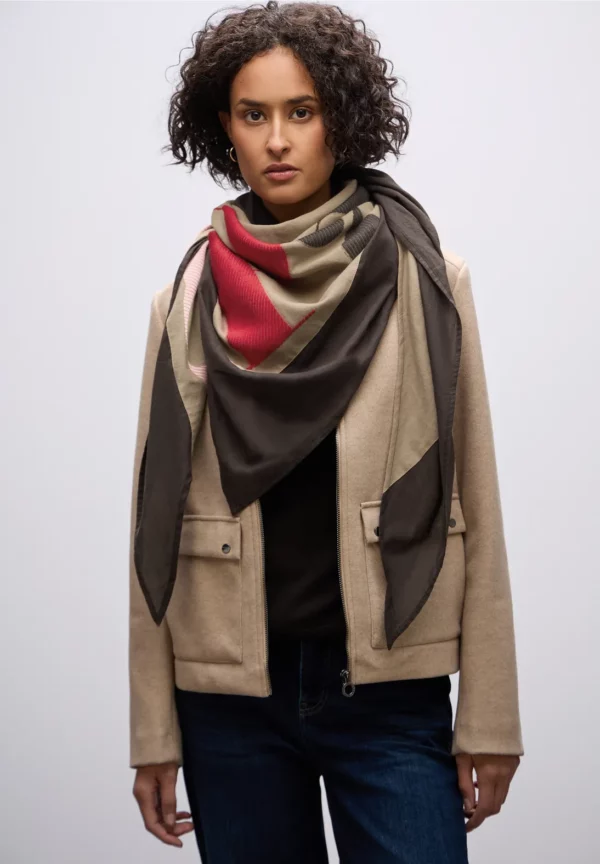 Foulard au look patchwork – Image 2