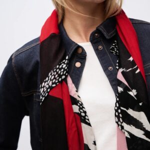 Foulard à motifs