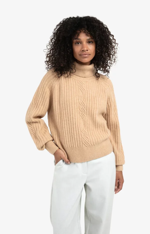 Pull côtelé à col roulé avec torsades – Image 6