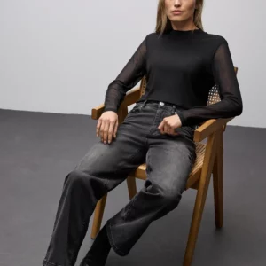 T-shirt résille à col ras de cou