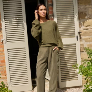 Pantalon cargo à pinces, coupe droite